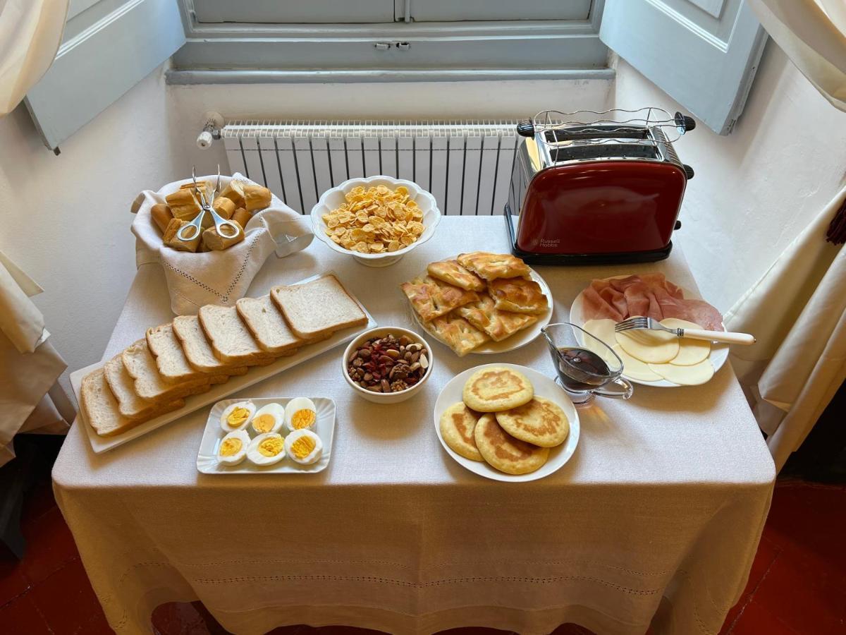 Bed & Breakfast Scia Dina Toirano Bagian luar foto